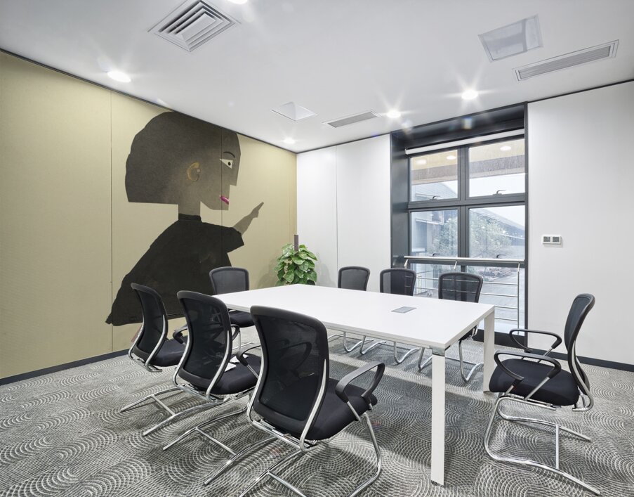 ‘Der grösste Mann ist sehr klein …’ 1932  My Pictures Become Wilder and Wilder By John Elsas Wall Printing